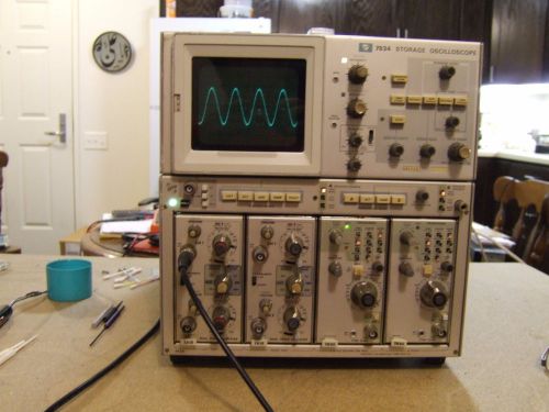 Tektronix 7834 Storage Oscilloscope 400 Mhz   w/7A18 X2 and 7B80 X2 Parts/repair