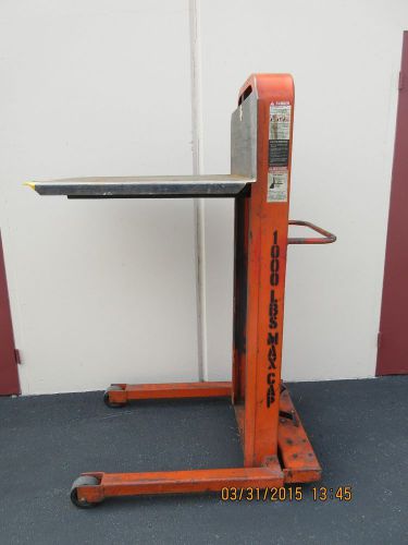 Presto Hydraulic Stacker Lift Truck 1000 Lb. Cap. with 32 x 30 Platform