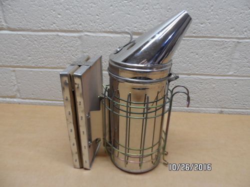 Vivo Stainless Steel Bee Hive Smoker - NEW