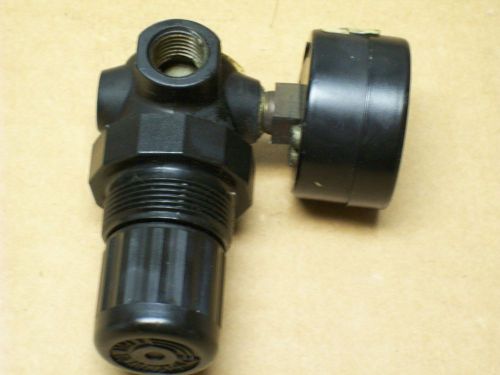 NORGREN PNEUMATIC REGULATOR with GAGE , R07-200-RGKA