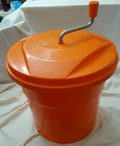 Salad Spinner - Dynamic, 5 gallon, dries up to 8 heads of lettuce  21.5&#034; tall