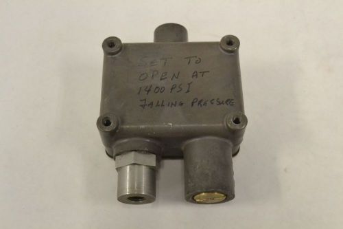 Barksdale 9048-3 pressure actuated switch 600v-ac 250v-dc b330304 for sale