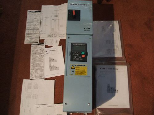 New Cutler-Hammer SVX9000 Motor Frequency Drive 20 HP- 480 3PHASE- 50/60 HZ