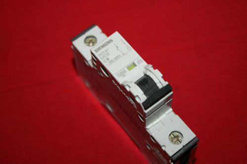 NEW Siemens Circuit Breaker 5SY4108-7  230/400V 8A 1P ***BRAND NEW***