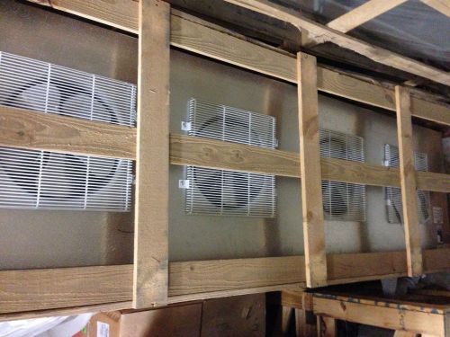 New Center Mount Air Defrost Walk In Cooler 4 Fan Evaporator 20,800 Btu&#039;s 220V