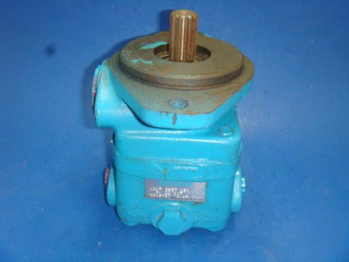 NEW VICKERS HYDRAULIC PUMP, V20F 6S51 15C, 8K 22 107, NEW IN BOX