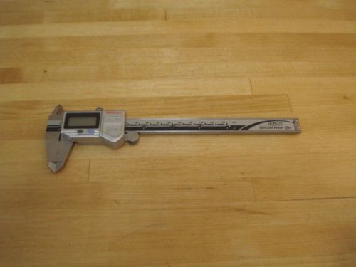 Mitutoyo 500-752-10 Electronic Caliper, Range: 0 - 6&#034; x .0005&#034; Inch/Metric (36C)