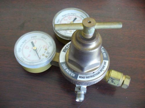 Victor 250 Series Pressure Regulator, Gas Service, P250-200-580