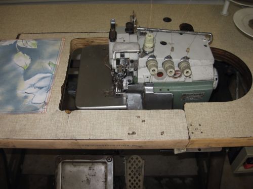 Wilcox &amp; Gibbs Serger 515-EIF32 220V 1 Phase