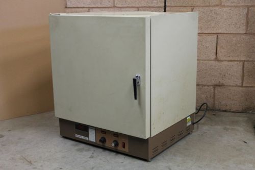 Lab oven, incubator, 115v, 155 deg c, 655g fisher scientific tested for sale