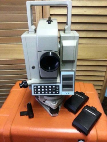 SOKKISHA SET2B ELECTRONIC TOTAL STATION -with carrying case