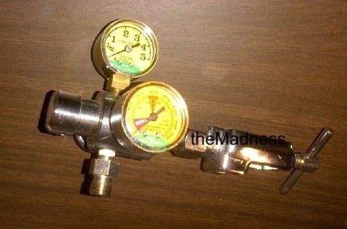 Mada Medical Oxygen Regulator Two 2 Gauges Good Condition Metal Medical Gas