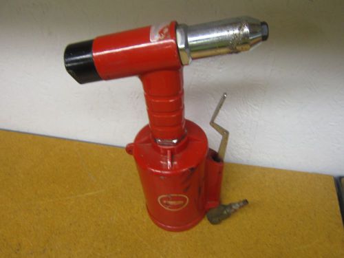 Dayton 4Z512 Pneumatic Rivet Gun USED