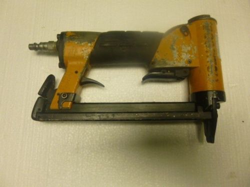 Bostitch Tools 3/8&#034; crown FINE WIRE AIR STAPLER TU-216-71