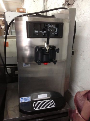 USED TAYLOR C709-33 SINGLE FLAVOR SOFT SERVE MACHINE 2008