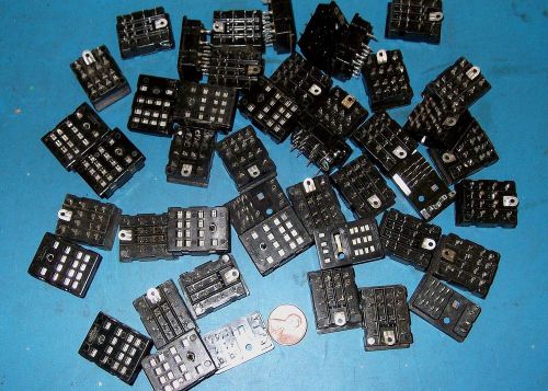 APPRX 45PCS ASSORTED PC MOPUNT RELAY SOCKETS