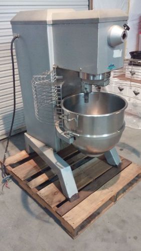 Univex Mixer 80 QT. Commercial grade