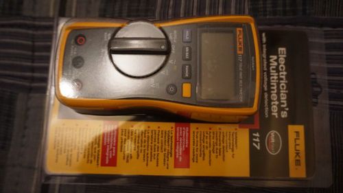 New Fluke117 Electrician&#039;s Multimeter with VoltAlert Technology