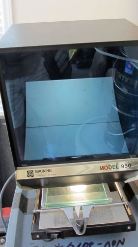 MICROFICHE READER