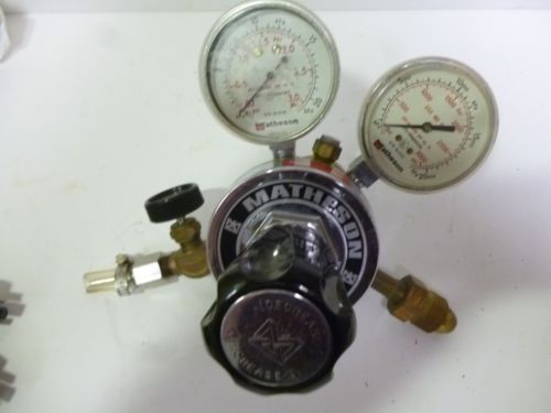 Matheson high pressure gas regulator, Type 8-2 (L447)