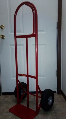 Milwaukee Steel Hand Truck 30019 D-Handle 800 lbs. capacity, Red