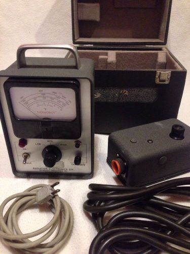 Infrared Ind. Inc. Radiation  TD6BT Thermodot Heat Sensing Gauge W/ Probe &amp; Case