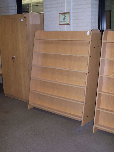 &#034;USED&#034; &#034;USED&#034;  OAK LAMINATE-  A SHAPED 2 SIDED SHELF RACK   -PICK UP ONLY!