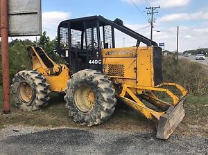 john deere log skidder