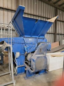 Complete Plastics Recycling System/Vecoplan Shredder/Herbold Granulator