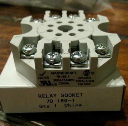 Lot of 4 Magnecraft 70-169-1 300V - 15A RELAY SOCKET CURRENT 20A MAX.