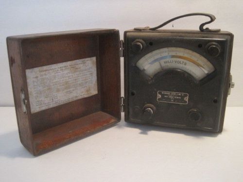 Vintage Westinghouse Portable Millivoltmeter in wood case