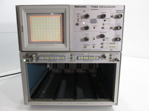 Tektronix 7104 i ghz oscilloscope mainframe 040-1008-00  **we ship fast!** for sale