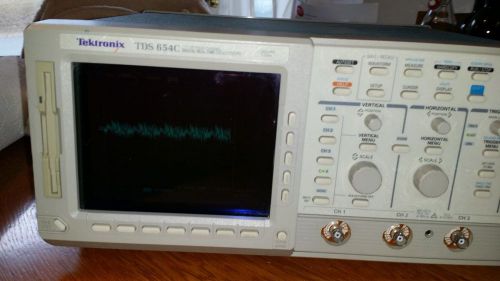 Tektronix TDS 654C Four Channel oscilloscope 500Mhz bandwidth, 5G/S