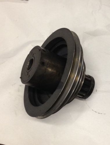 BRIDGEPORT MILLING MACHINE SPINDLE HUB W/BEARINS/PULLY