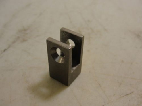 8569 New-No Box, Triangle FR1080AD Clevis Rod Piston