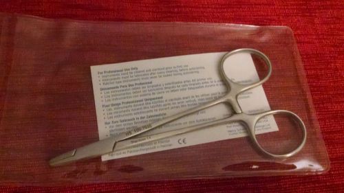 Henry Schein Needle Holder Derf 4.75&#034; NEW 100-7035