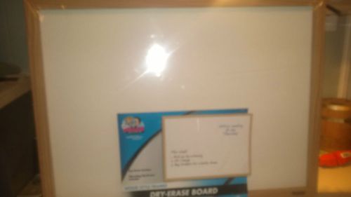 BOARD DUDES White Board 17&#034;x23&#034; &#034; Wood Frame