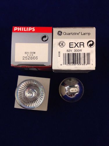 Projector Light Bulbs EXR 82V 300W Lot of 2