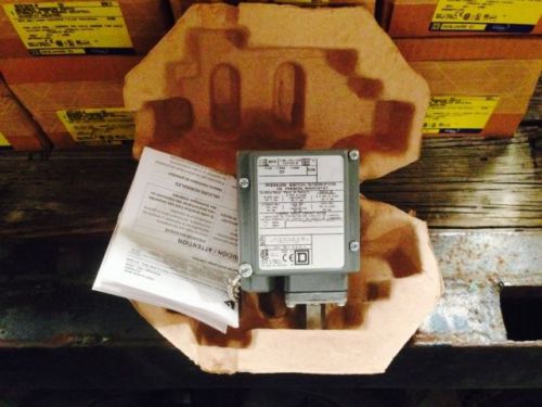 New square d pressure switch, spdt, 1/2&#034; 14 npt  9012gaw-5 nema type 4 nib for sale