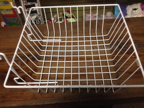 Slatwall Wire Basket Shallow - 12&#039;&#039; L x 12&#034; D x 4&#034; H - White - 4 Pieces