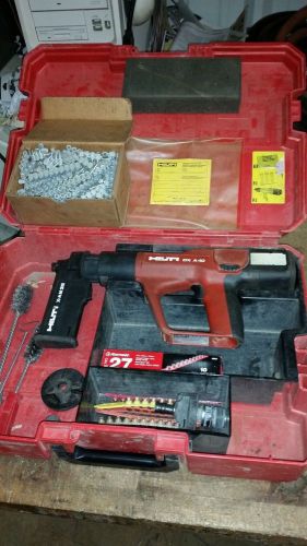 Hilti Dx A40 Powder Actuated .27 cal Concrete Nailer Nail Gun &amp; X-AM32 MAGAZINE