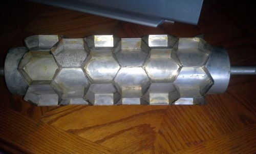 Moline Donut Cutter Roller  2 3/4&#039;&#039; Hexagon