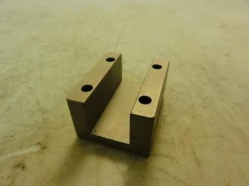 35120 New-No Box, Tipper Tie Inc 435-360-020 Guide Block