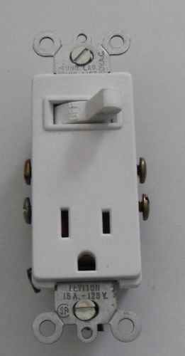 Leviton, 5625W, SP AC Quiet Toggle Switch &amp; 2-P, 3-W Receptacle, White