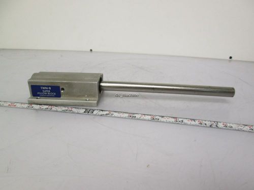 Thomson TWN-8 Super Pillow Block Linear Rod Bearing 2&#034; Length 0.5&#034; Diameter