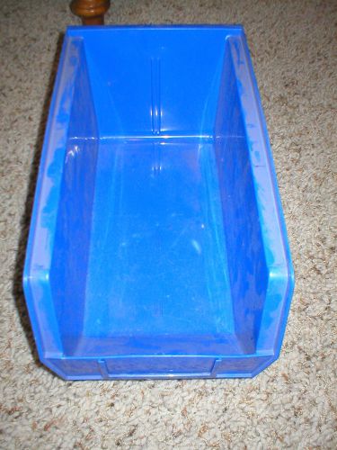 AKROBIN 30-240 DARK BLUE PLASTIC STACKING BIN