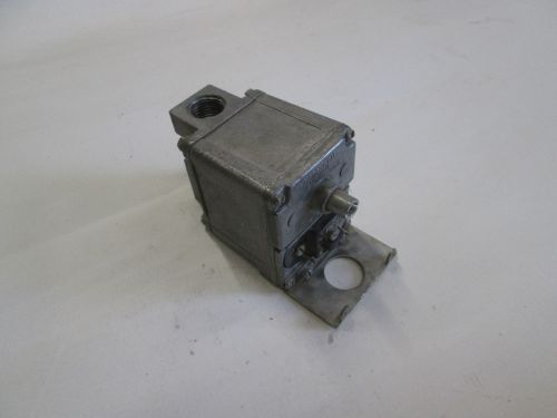 Honeywell Gas Valve V80B 1176