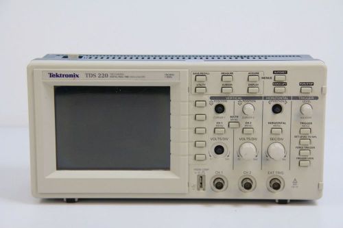 TEKTRONIX TDS220 2 CHANNEL 100MHZ OSCILLOSCOPE (SN:B027099)