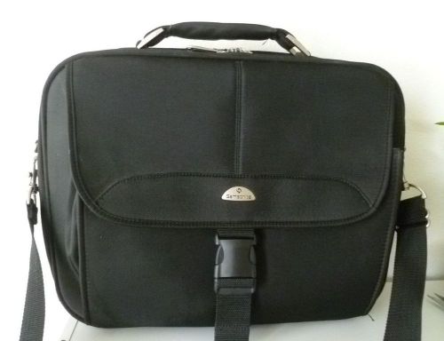 Samsonite XT480 Notebook Case -for Notebook Computer with Screen up to15&#034;