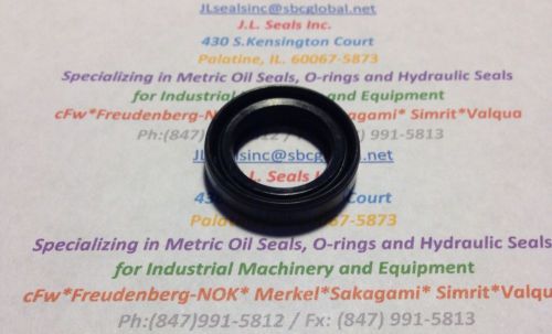 10X18X8TC 10X18X8 10 18 8 TC 10-18-8 OIL SHAFT SEAL (LOT 30 PCS.) SOG 105161